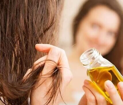 How to Detox Your Hair with Clarifying Treatments